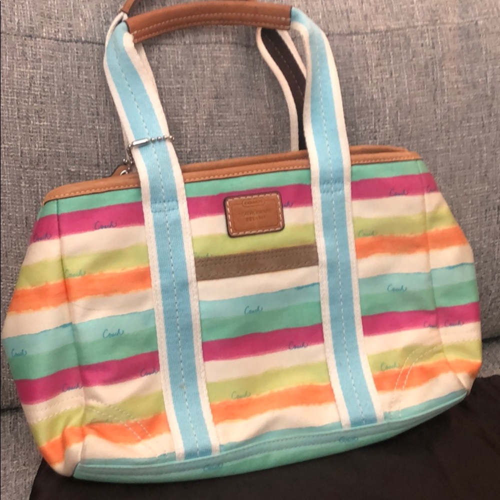 Coach summer handbag